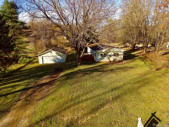 15334 Kathryn Ct, Unadilla, MI 48169