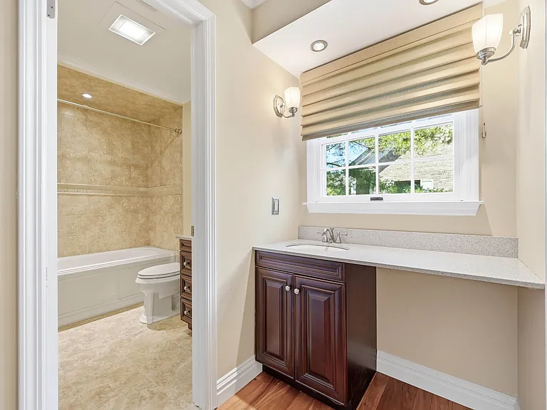 137A S Maple Ave #B — Photo 21