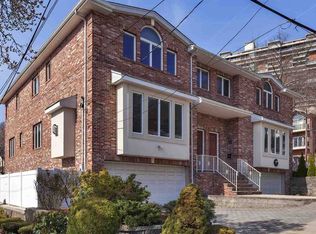 11 Palisade Ter #16A, Edgewater, NJ 07020