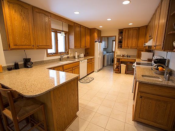 5th image of 12667 Pineridge Dr