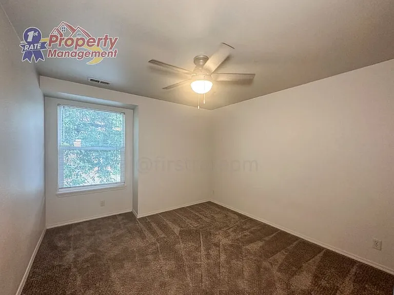 2899 W Malad St — Photo 12