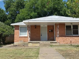 435 SW 3rd St, Grand Prairie, TX 75051