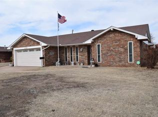 2718 Robin Rdg, Enid, OK 73703