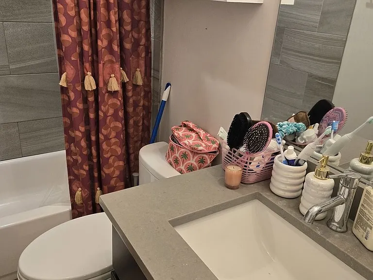 2309 N Leavitt St #1 — Photo 7