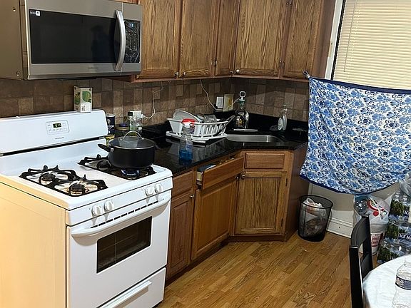 5th image of 6422 N Hamilton Ave APT 1B