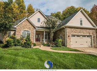 112 Huntington Ridge Pl, Mooresville, NC 28115