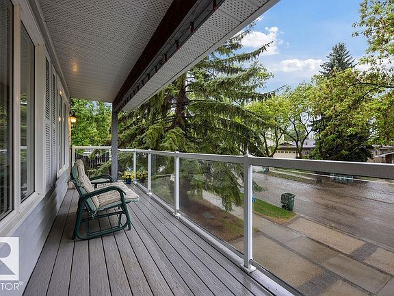 2nd image of 31 Wentworth Cres
