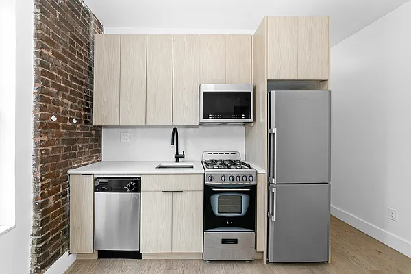 Rented by Dalan Rentals | media 2