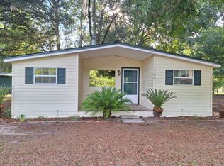 1366 SW Spruce Rd, Fort White, FL 32038