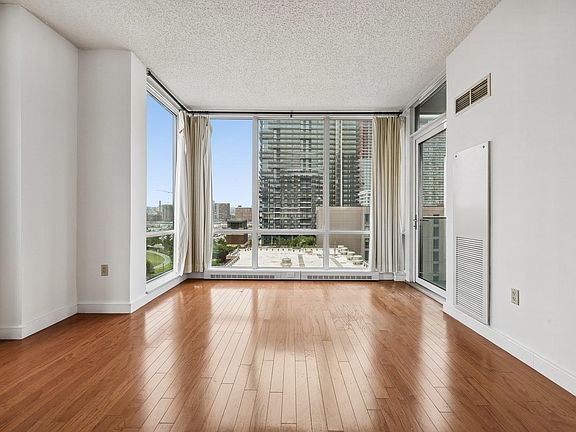 5th image of 1 Short St #901
