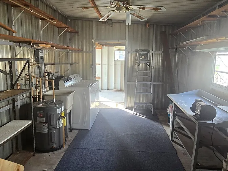 612 Pine Grove Ct — Photo 24