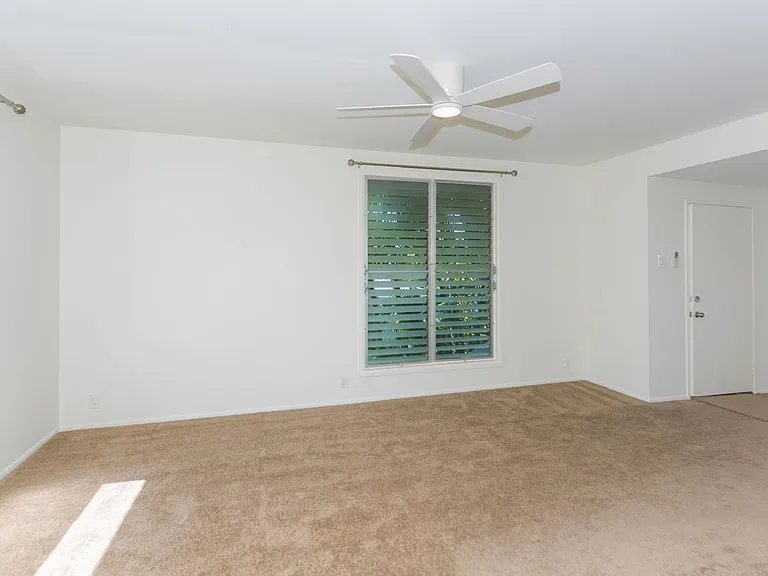 4715B Kahala Ave — Photo 3