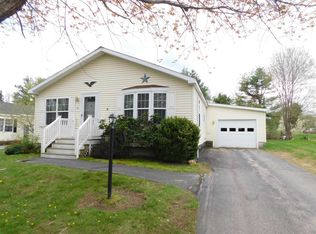 21 Bobcat Ln, Berwick, ME 03901