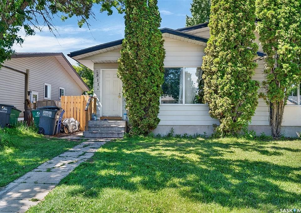 1st image of UNIT A/B-811 Steeves AVENUE