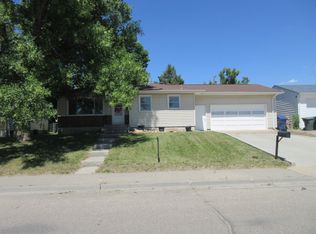 217 17th Ave NW, Great Falls, MT 59404