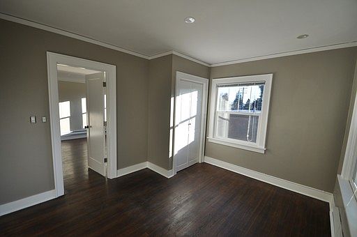 4th image of 535 16th Ave E APT 202
