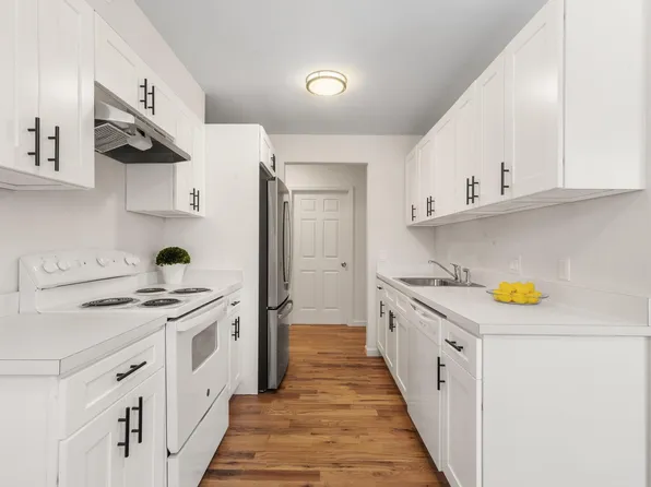 3 Woods End Circle #N, Peekskill, NY 10566