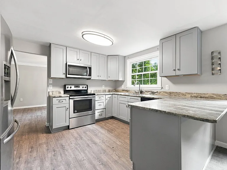4419 S Shore Dr — Photo 8