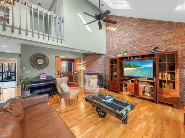 29 Braemar Court, New City, NY 10956