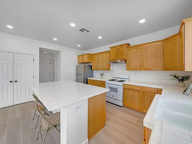 8739 Whitehouse Rd — Photo 19