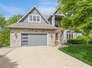 4842 65th St, Urbandale, IA 50322
