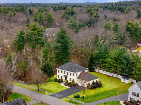 25 Flintlock Road, Salem, NH 03079