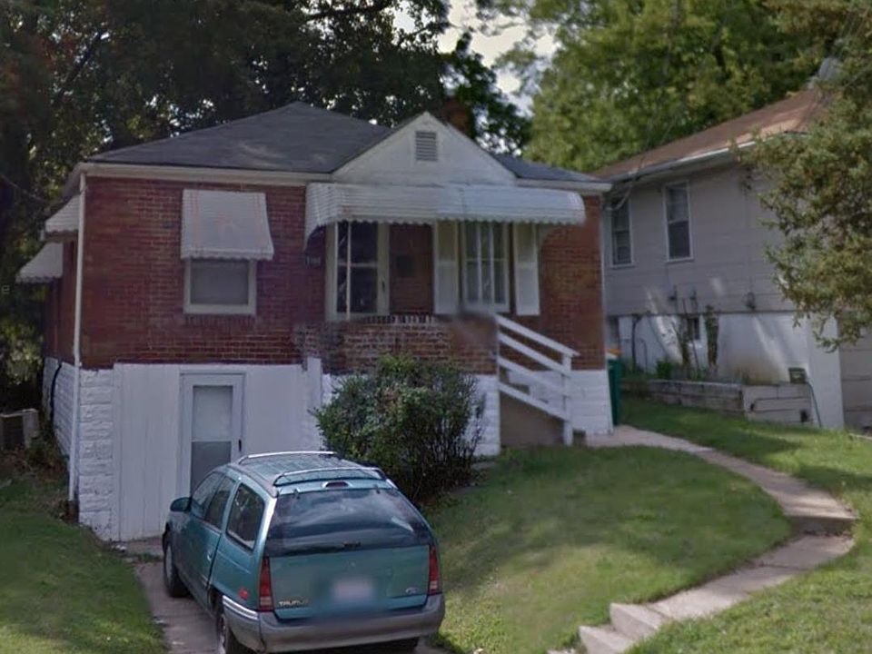 2nd image of 7108 Florence Pl
