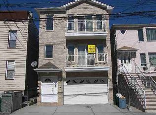 220 Congress St, Jersey City, NJ 07307