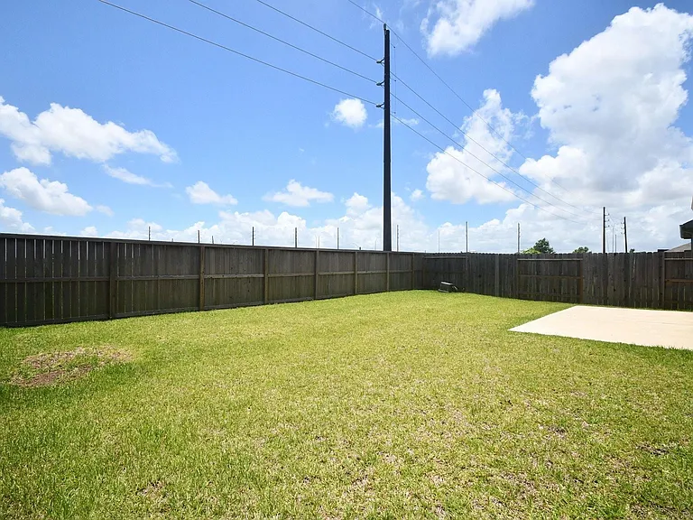 3043 Kastania Ln — Photo 31