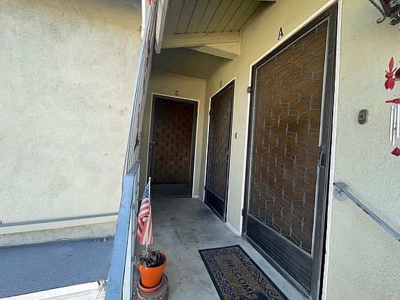 3rd image of 1317 Charleston Way APT B