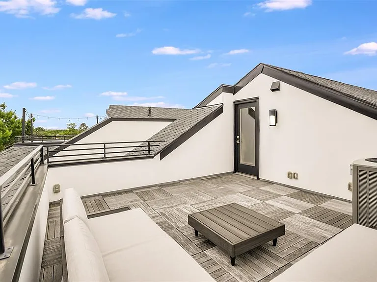 1410 Woodlawn Blvd #B — Photo 18