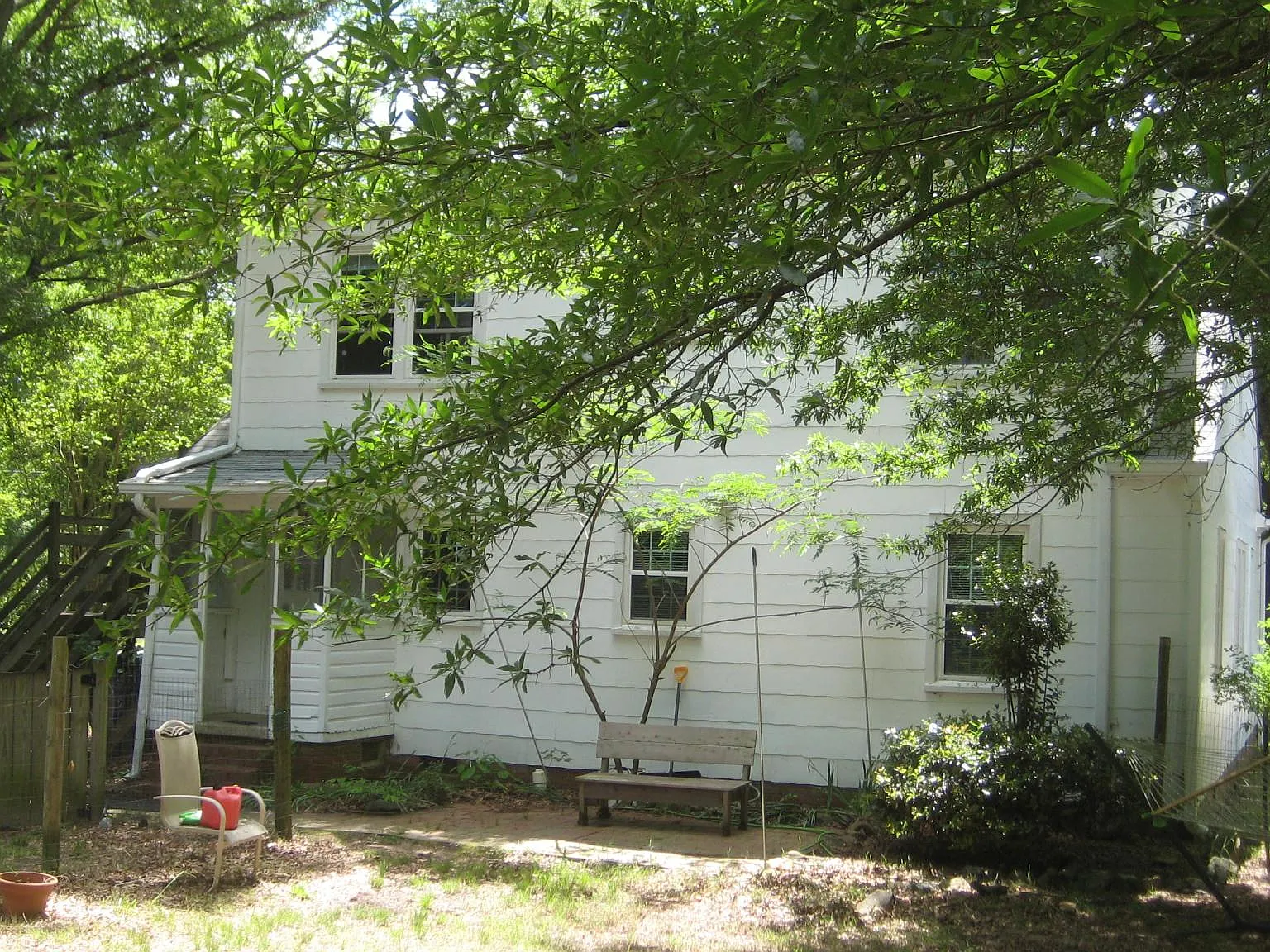3 bed, 1170 sqft, $2,000 — Photo 2