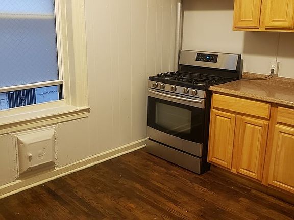 4th image of 28-15 42nd St #2B