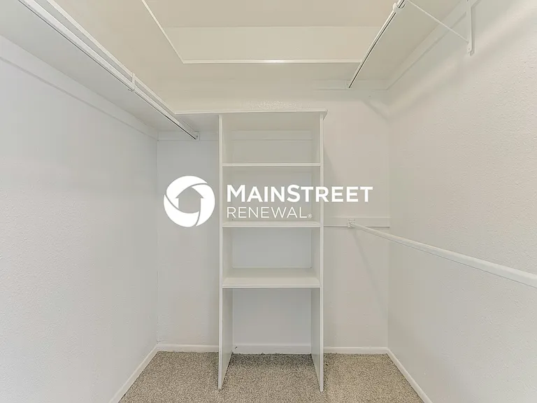 Walk In Closet
