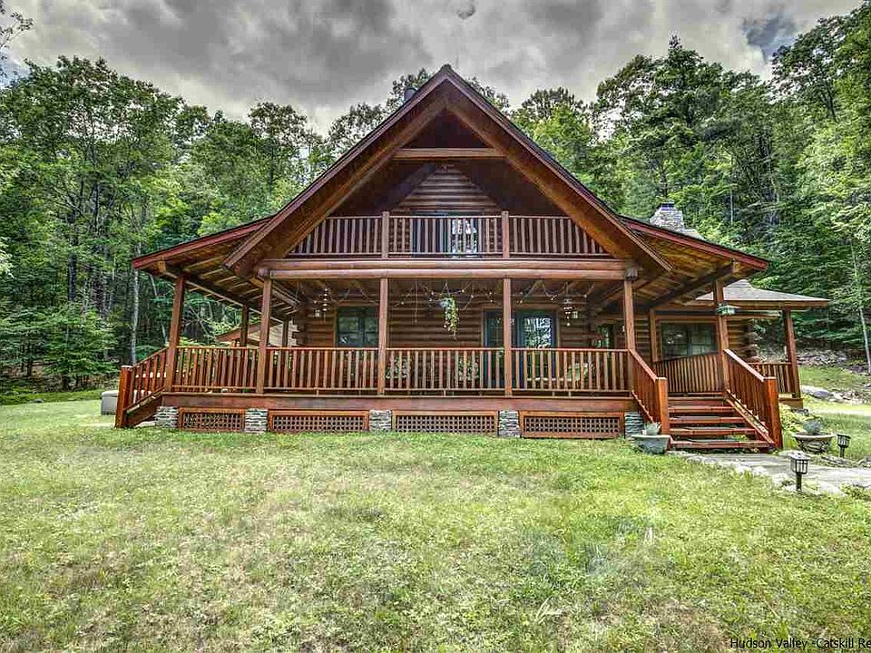 1st image of 60 Merritt Way