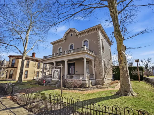 321 E East St, Washington Court House, OH 43160