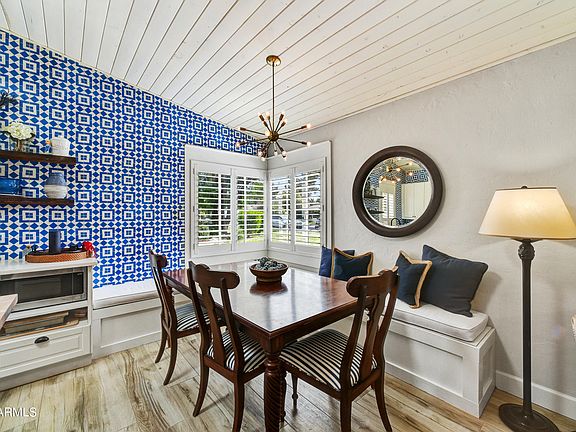 4th image of 532 W SAN JUAN Avenue