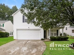 7030 Hidden Creek Dr, Charlotte, NC 28214