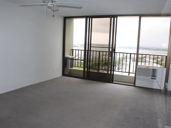 98-402 Koauka Loop APT 2402, Aiea, HI 96701