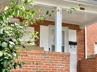 3753 S Four Mile Run Dr, Arlington, VA 22206