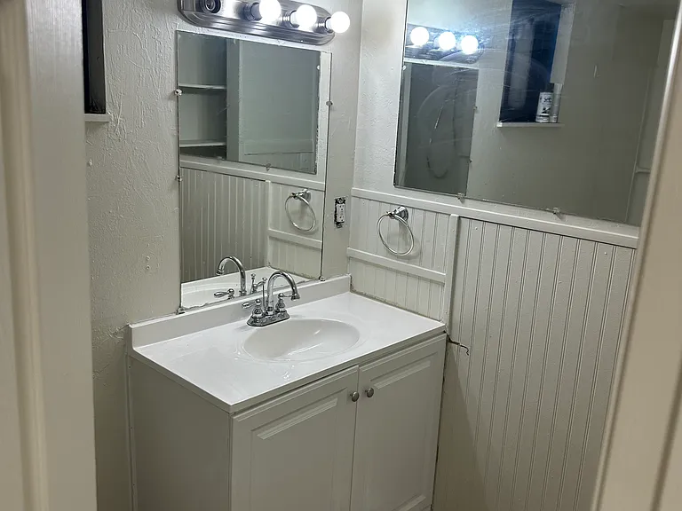 321 Landau Dr #323 — Photo 7