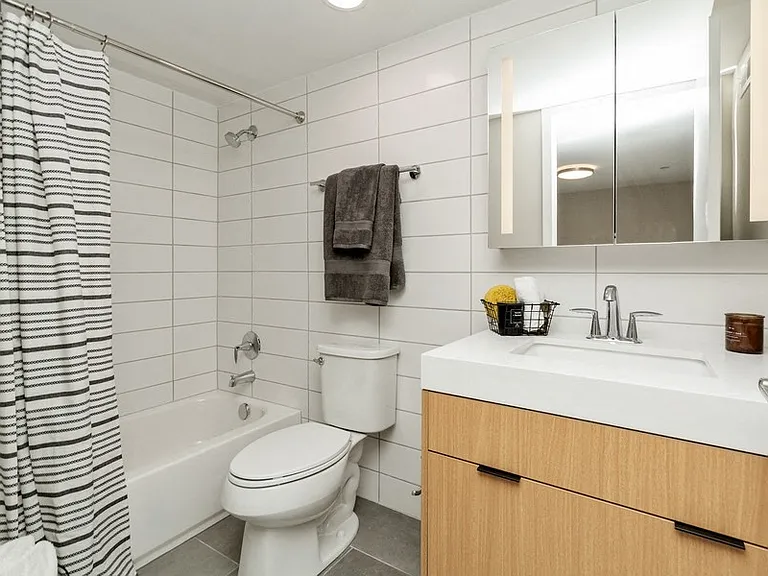 Carver and Slowe Apartments — Photo 11