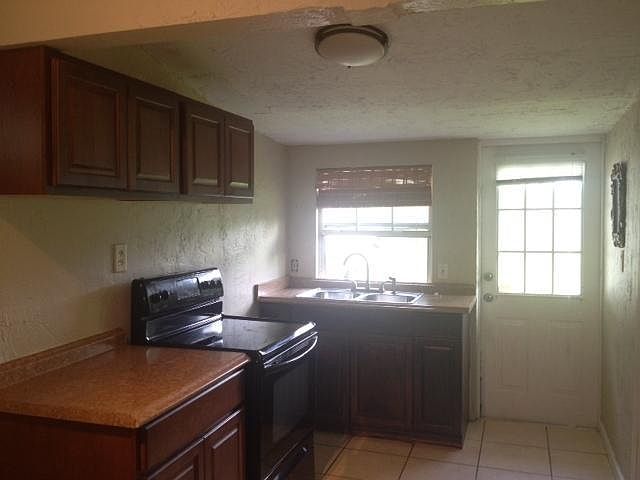 2nd image of 4079 Linda Ln