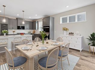 2153 Bluff Heights Dr, Shakopee, MN 55379