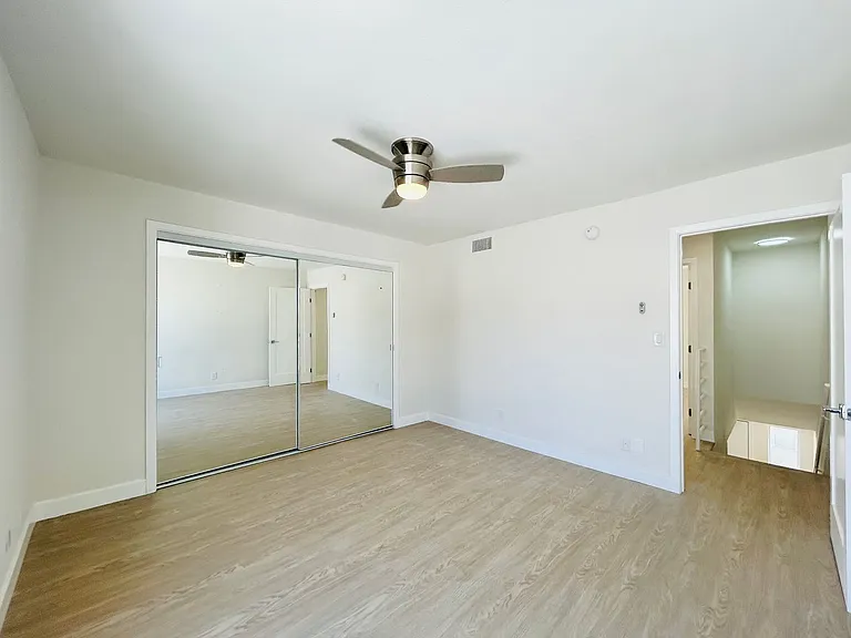 3652-56 Westwood Blvd — Photo 8