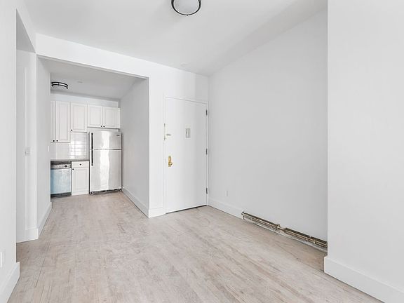 5th image of 181 Court St #1A