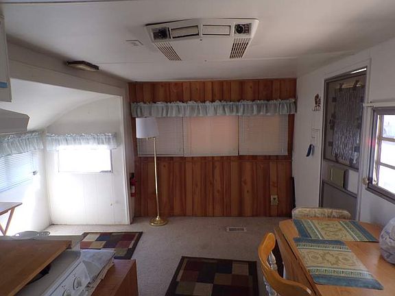 2nd image of 1050 S Arizona Blvd #152