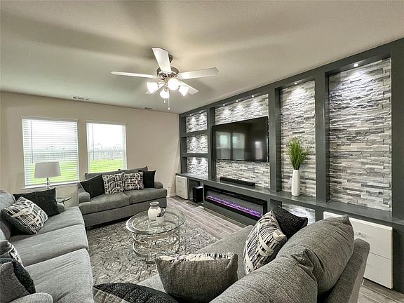 5th image of 30014 Willow Cove Ln