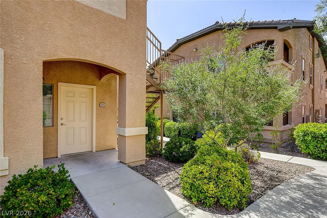 Building Photo - 8985 S Durango Dr #1099