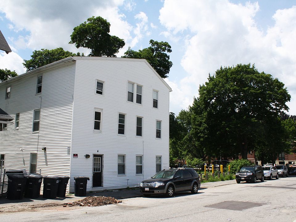 2nd image of 6 Gates Rd